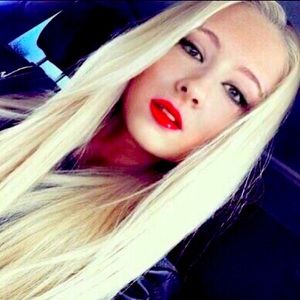 Meet your Posher, Melantha